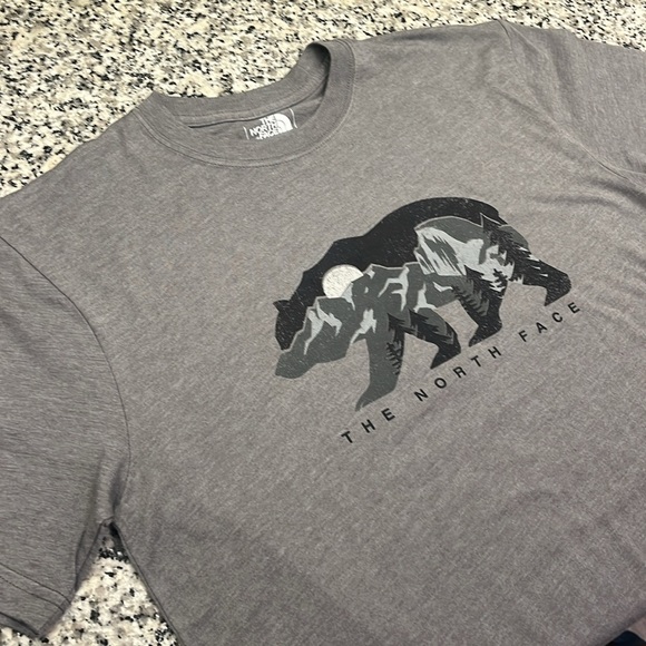 The North Face Bear Shirt Set (2) Short/Long- Size Small - Picture 6 of 7